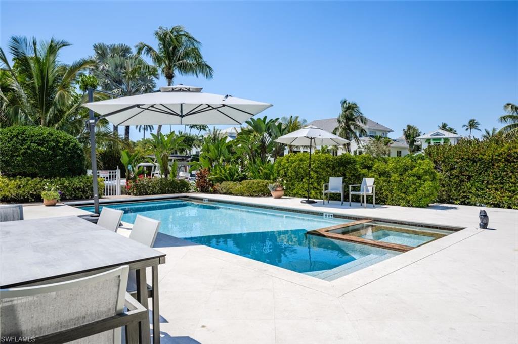AQUALANE SHORES - Residential
