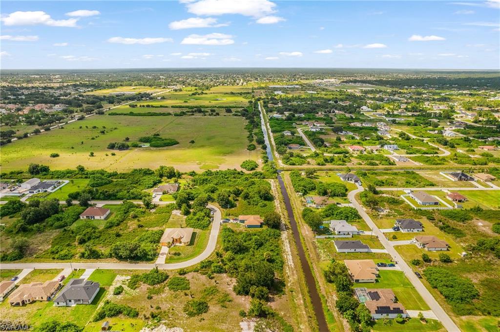 LEHIGH ACRES - Land