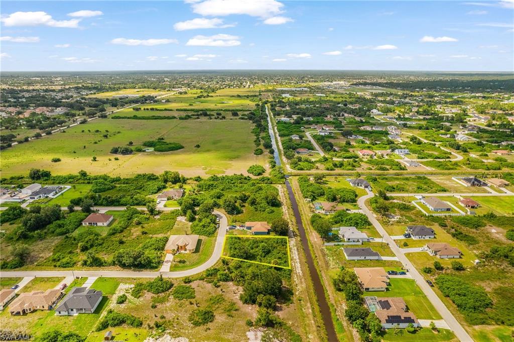 LEHIGH ACRES - Land