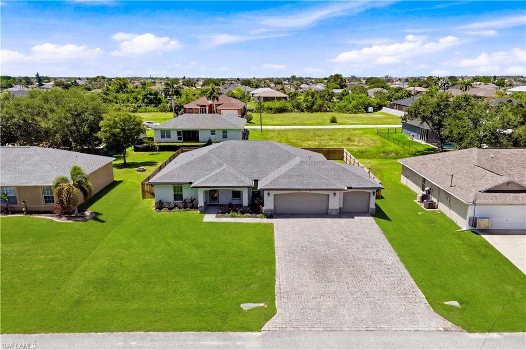 CAPE CORAL - Residential