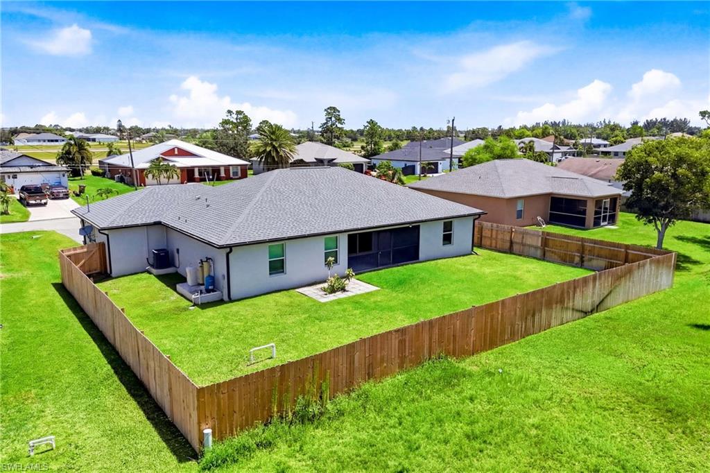 CAPE CORAL - Residential