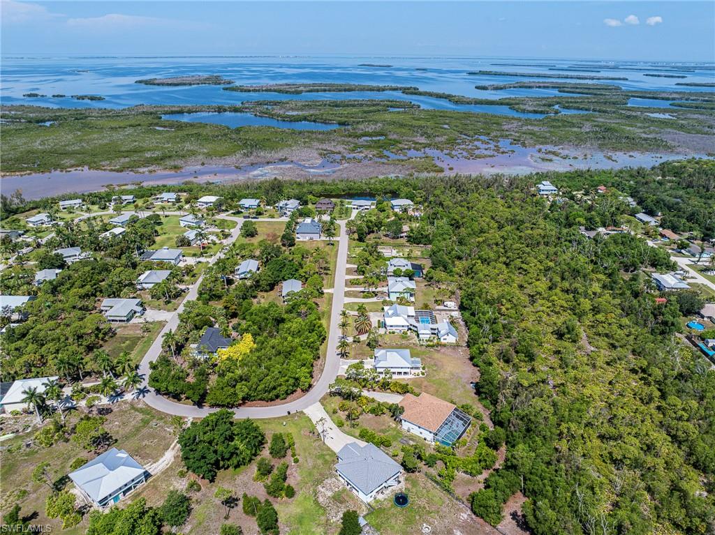 NESTING OF PINE ISLAND - Residential
