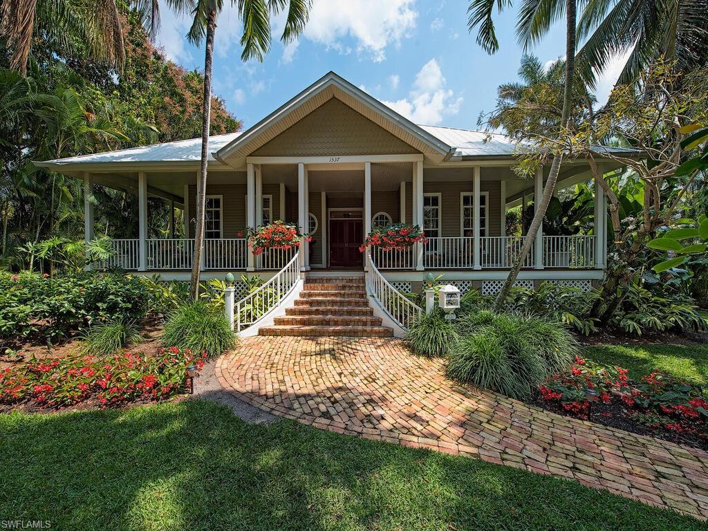 AQUALANE SHORES - Residential