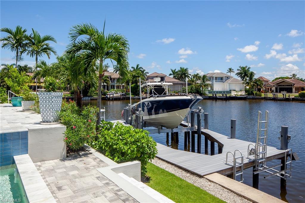 PARK SHORE - Residential