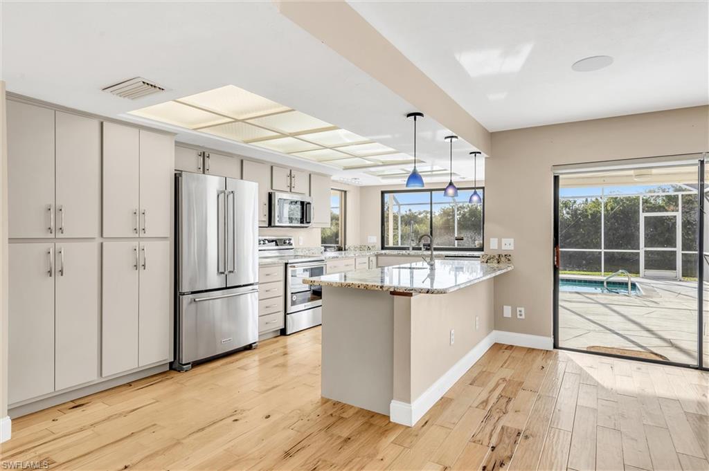 WHISKEY CREEK - Residential