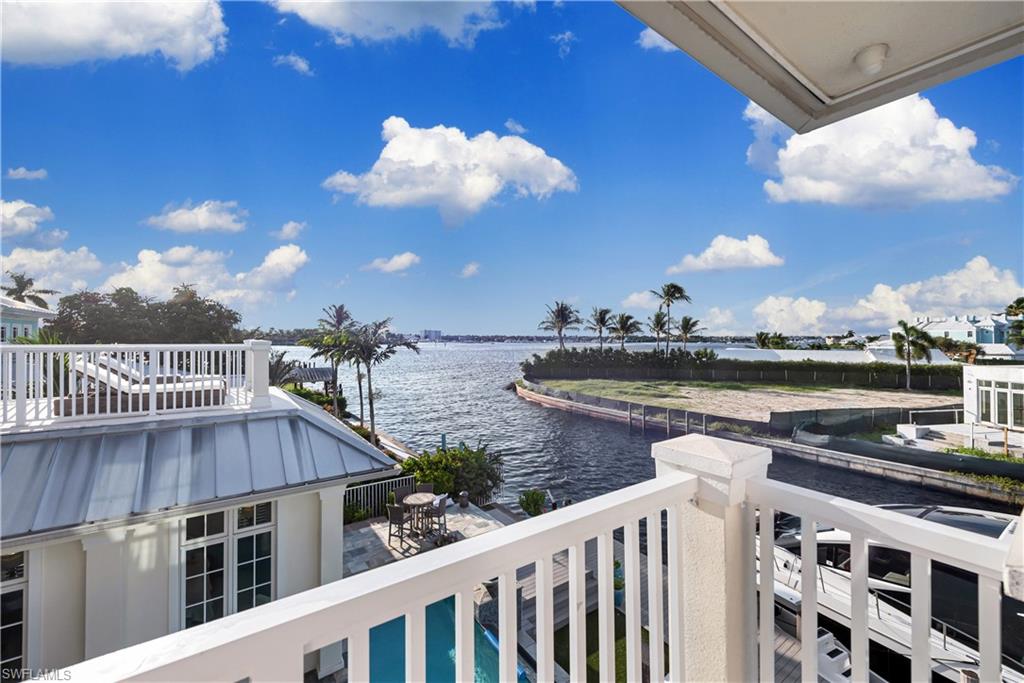 ROYAL HARBOR - Residential