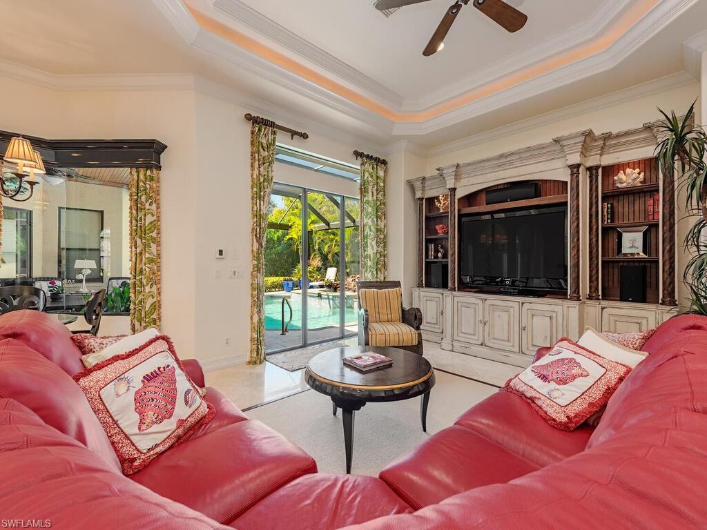 MOORINGS - Residential