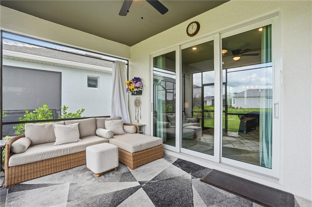 DEL WEBB OAK CREEK - Residential Lease