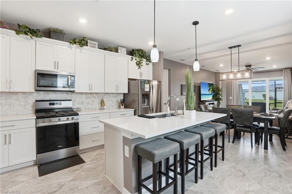 DEL WEBB OAK CREEK - Residential Lease