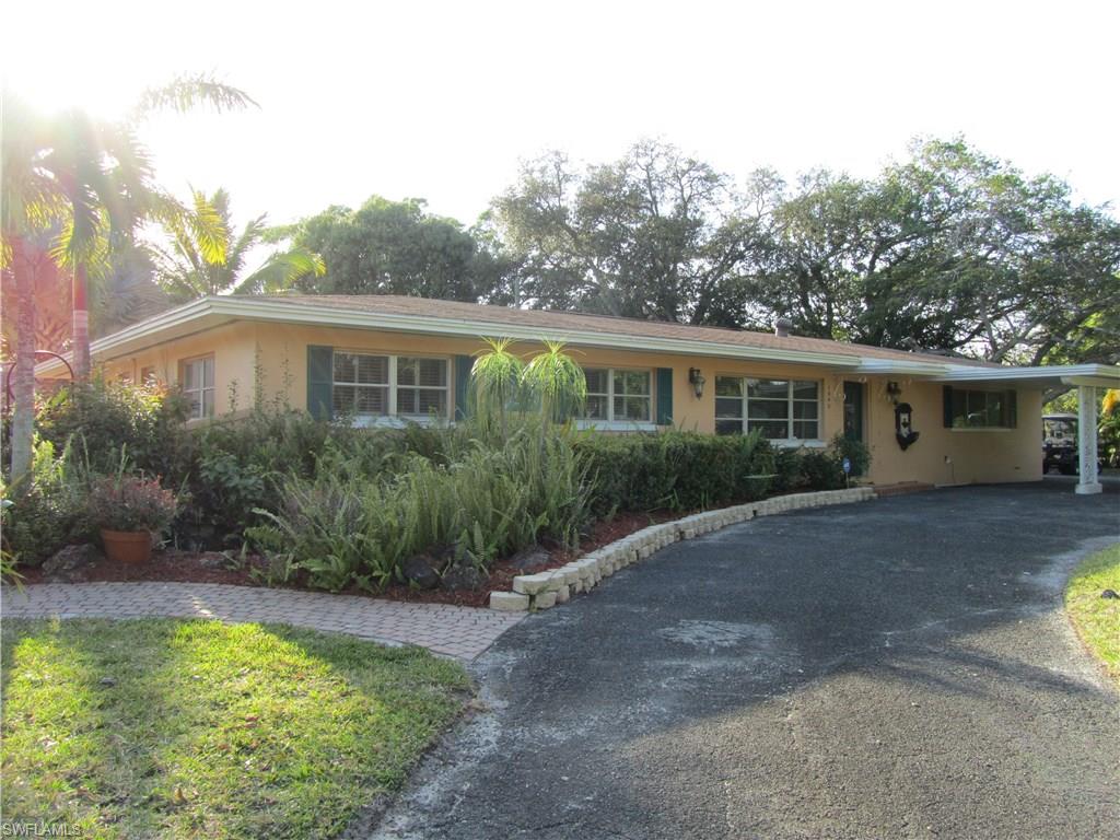 YORK MANOR - Residential
