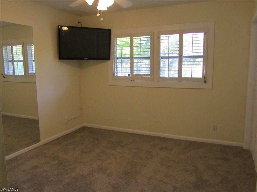 YORK MANOR - Residential