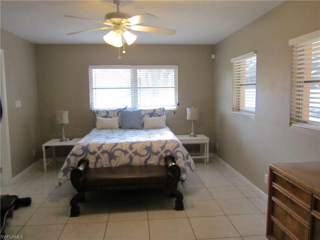 YORK MANOR - Residential