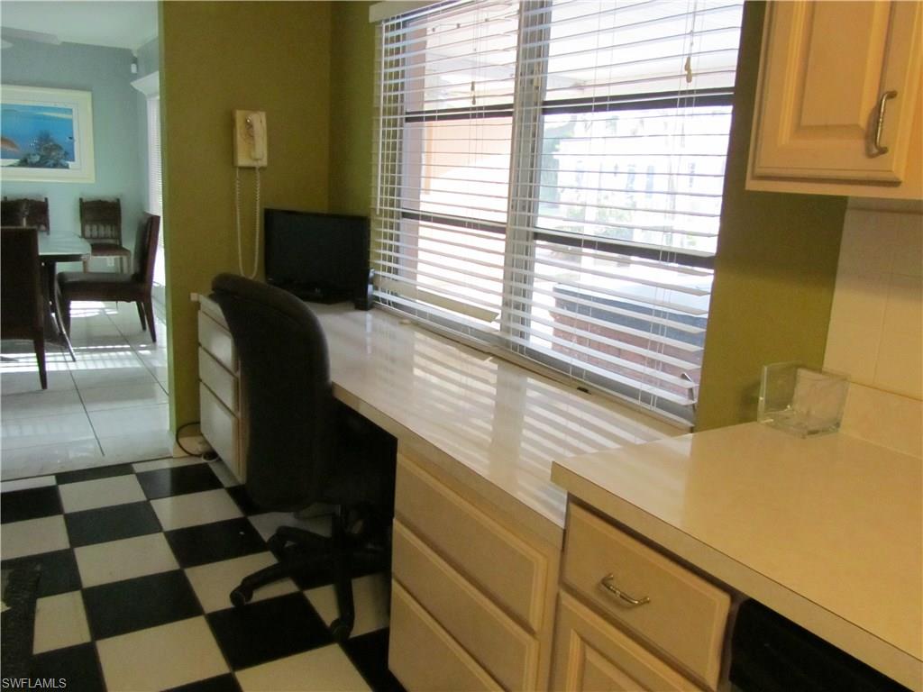 YORK MANOR - Residential