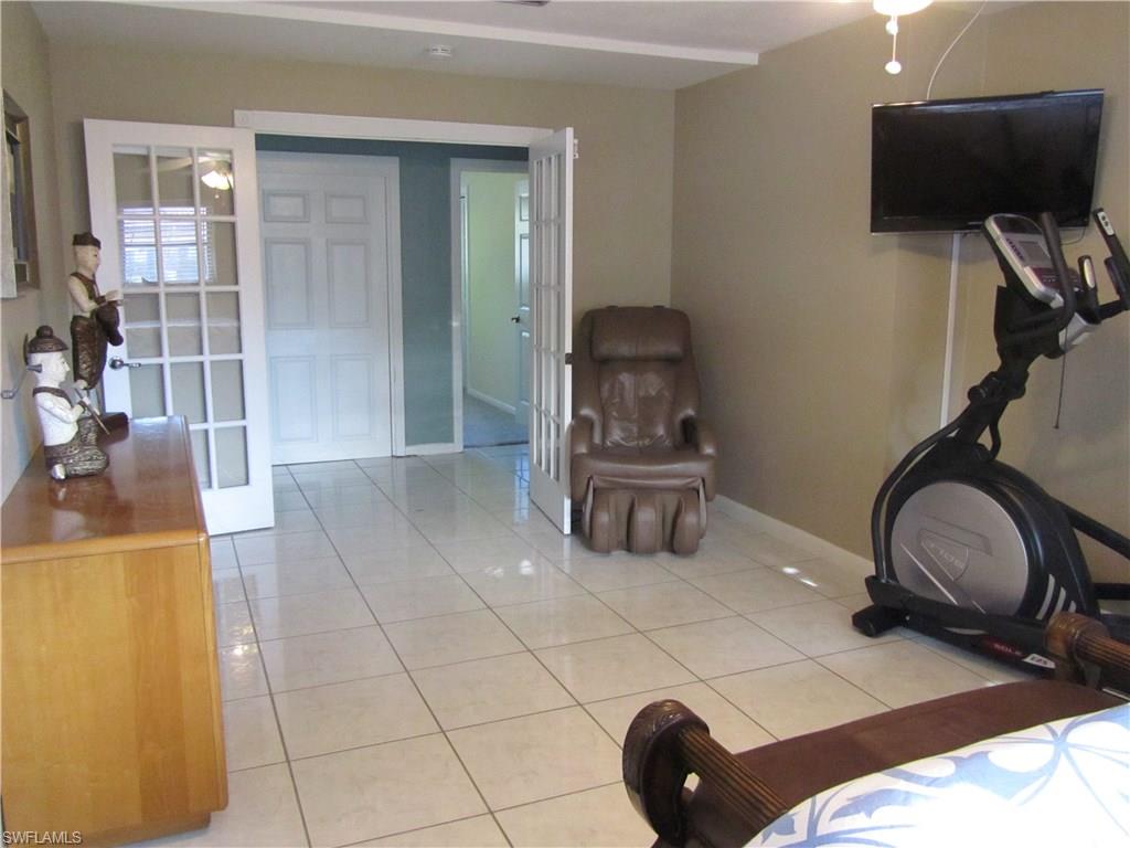 YORK MANOR - Residential
