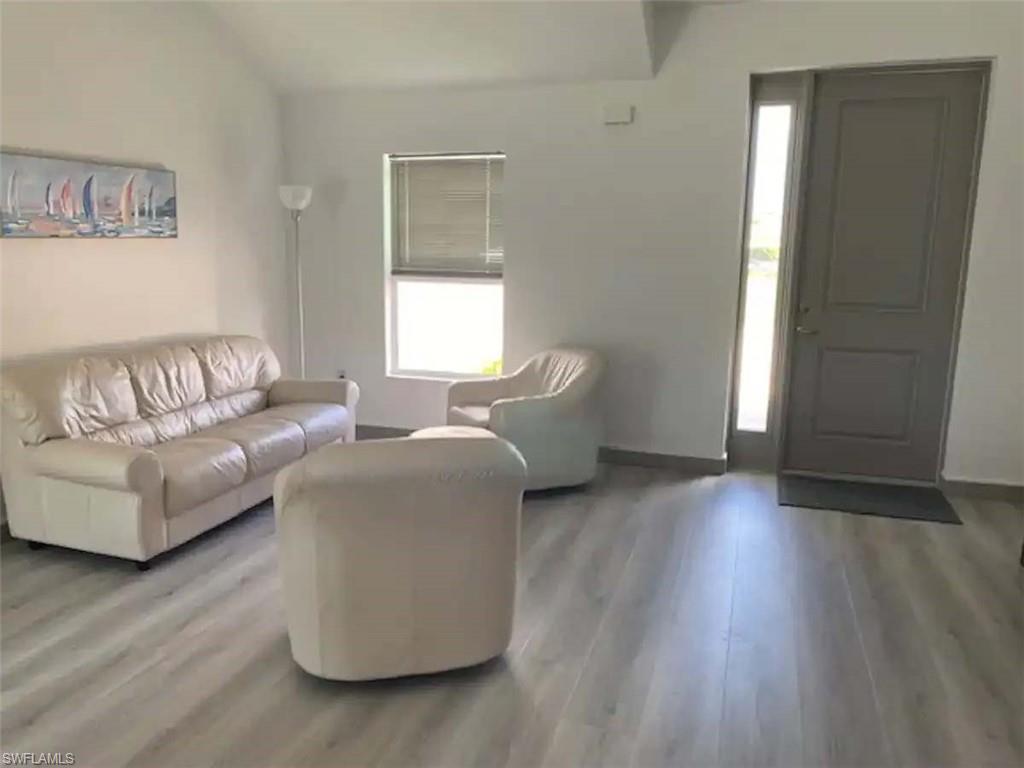 CHARLOTTE SHORES - Residential Lease