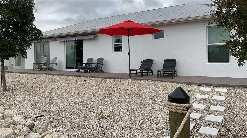 CHARLOTTE SHORES - Residential Lease