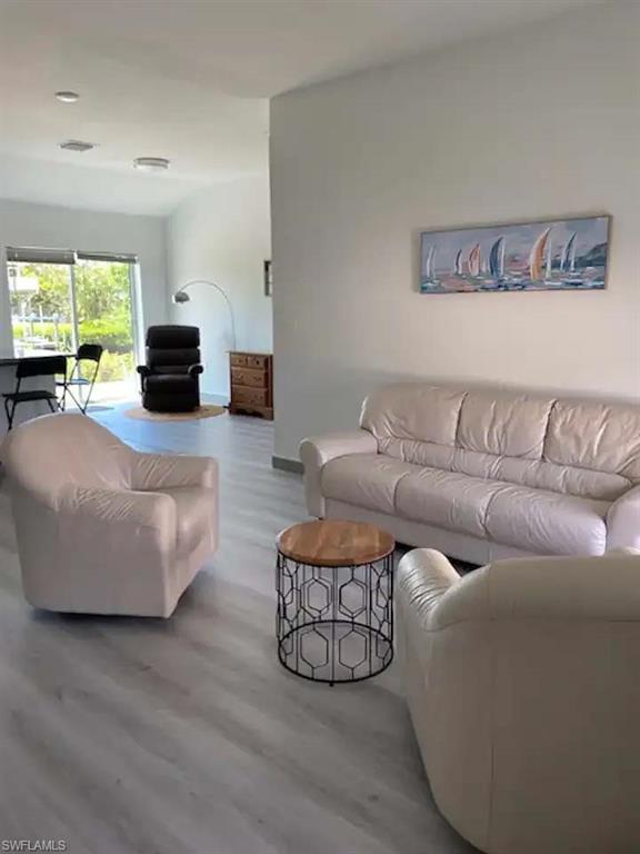 CHARLOTTE SHORES - Residential Lease