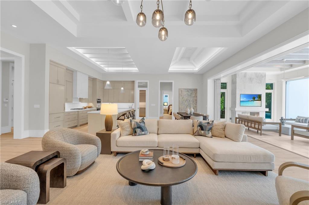 MOORINGS - Residential