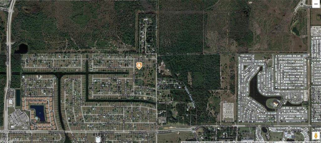 CAPE CORAL - Land