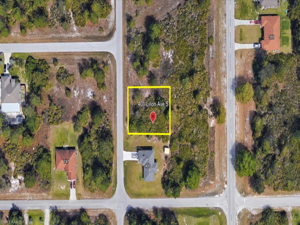 Duplex lot available in a highly desirable fast growing section of Lehigh Acres.  Close to Highway 82. Easy access to schools and shopping.