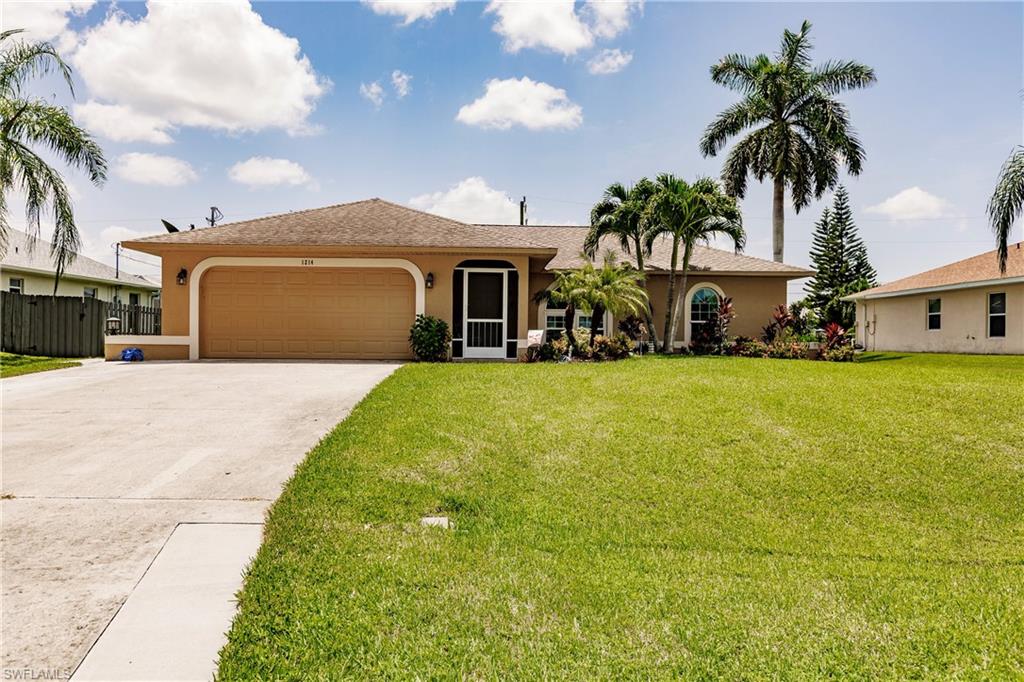 CAPE CORAL - Residential
