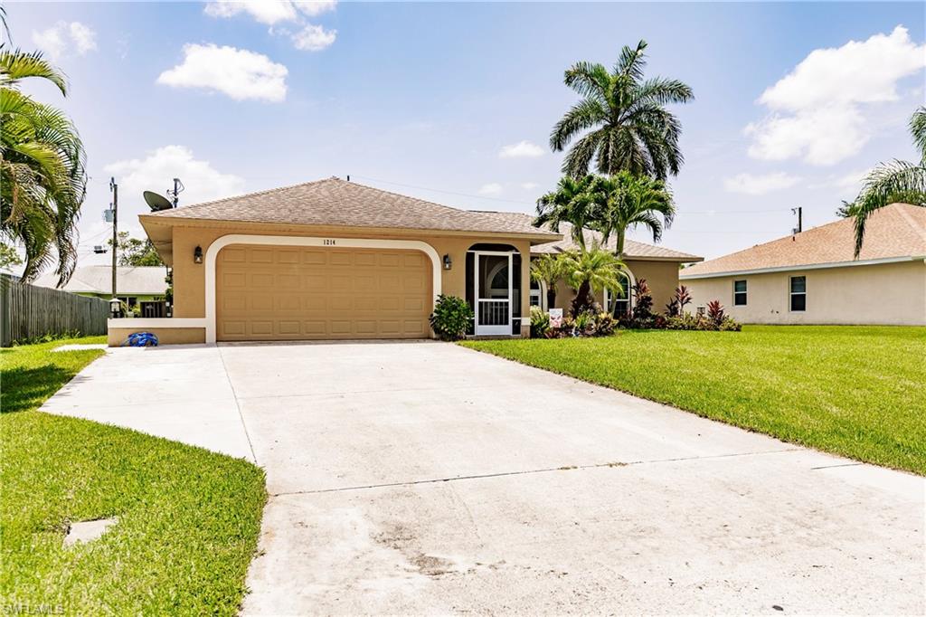 CAPE CORAL - Residential