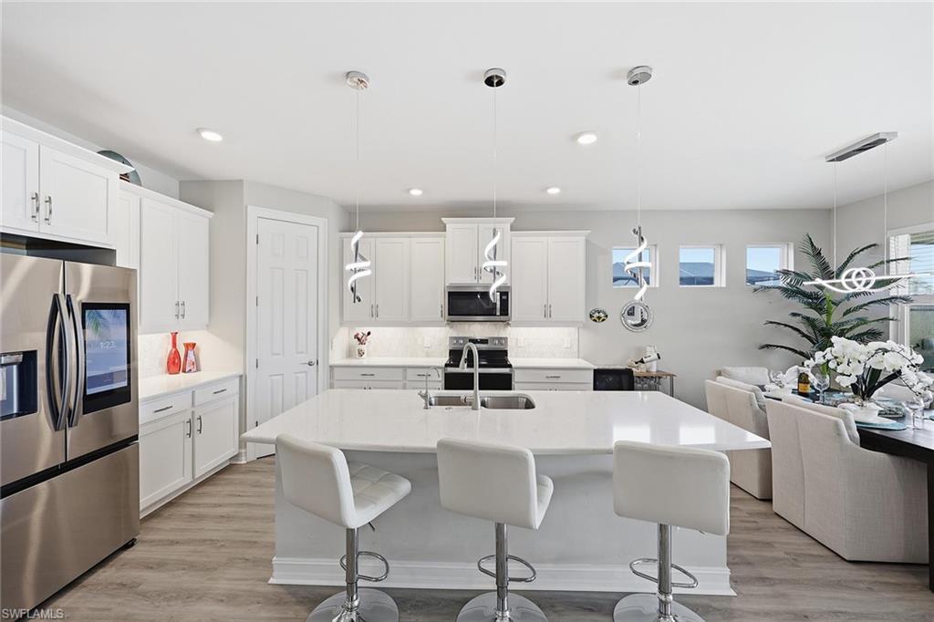 ROYAL PALM GOLF ESTATES - Residential Lease
