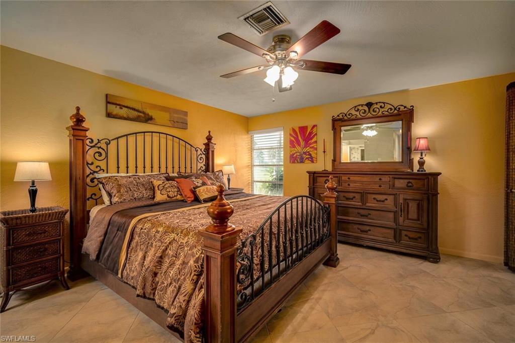 WHISKEY CREEK - Residential