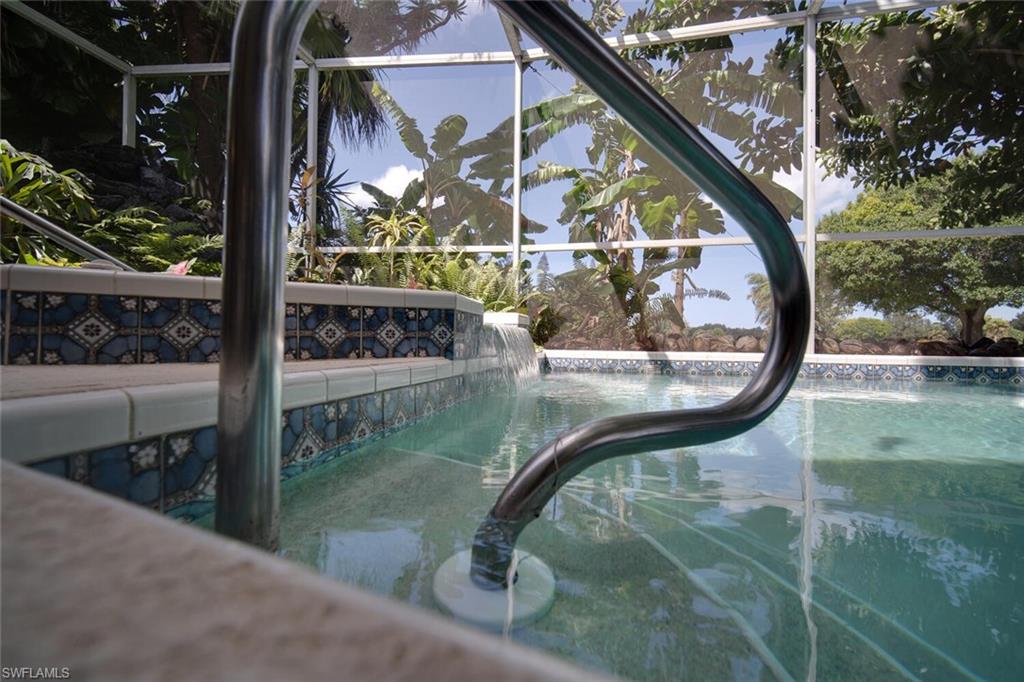 WHISKEY CREEK - Residential