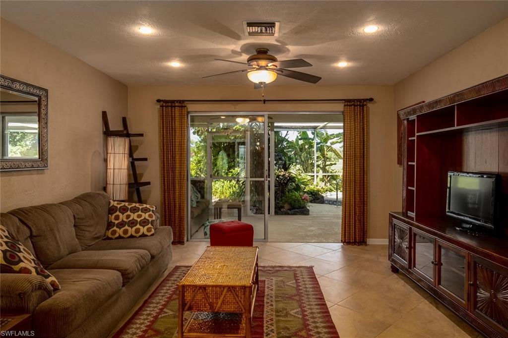 WHISKEY CREEK - Residential