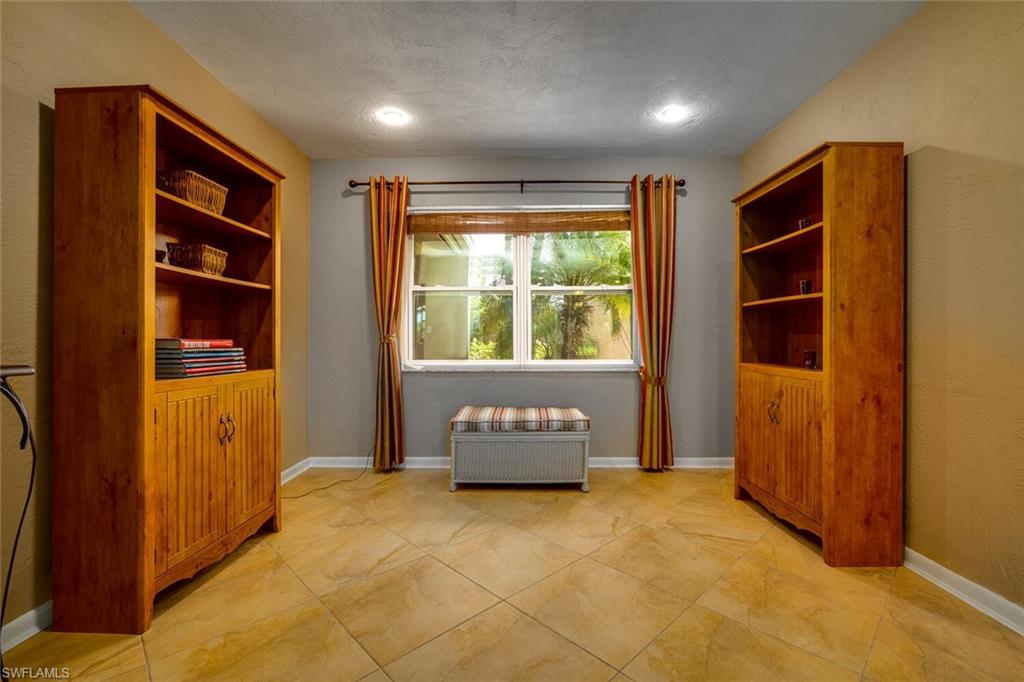 WHISKEY CREEK - Residential