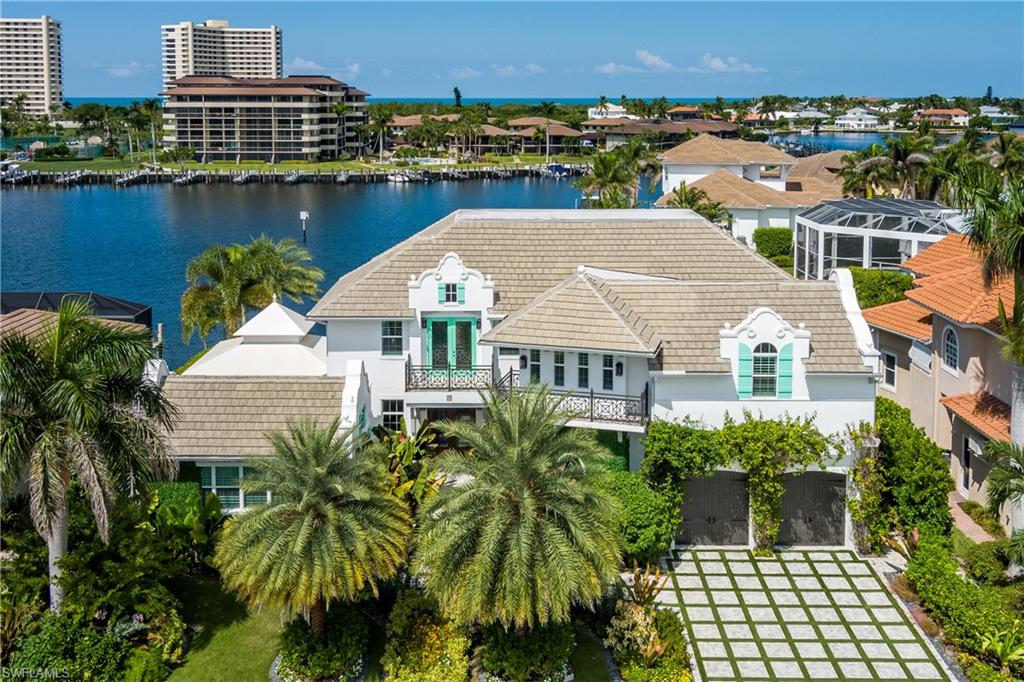 MARCO BEACH - Residential