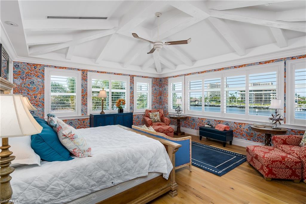 MARCO BEACH - Residential