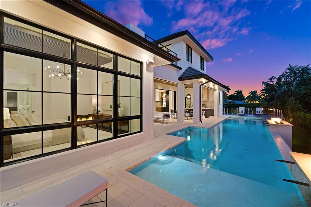 PARK SHORE - Residential