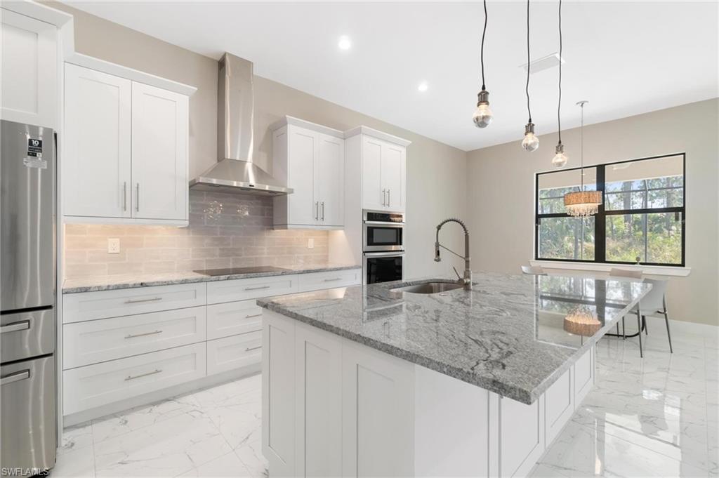 GOLDEN GATE ESTATES - Residential