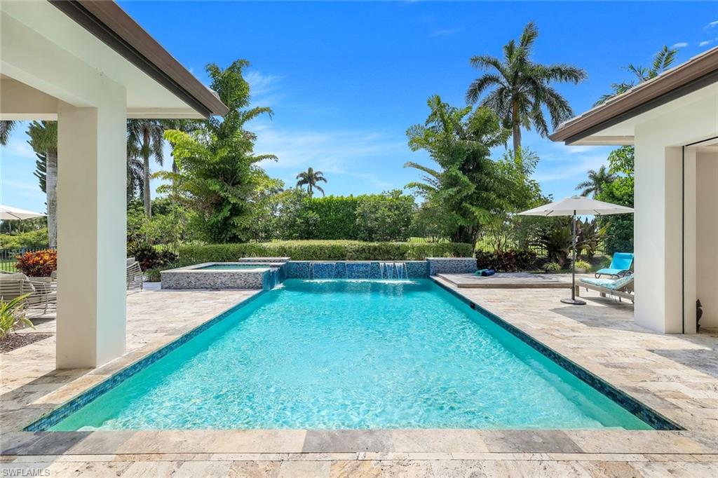 MOORINGS - Residential
