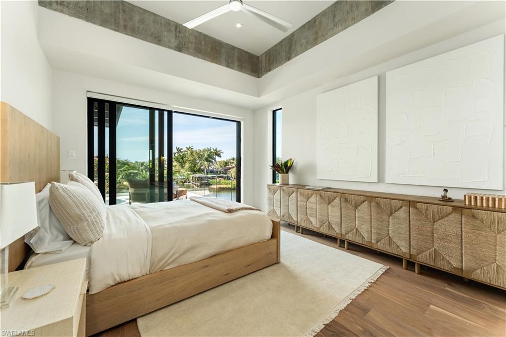 OYSTER BAY - Residential