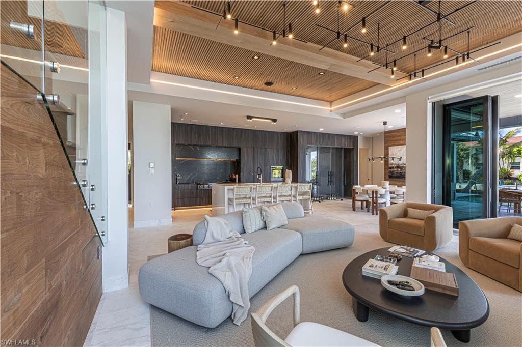 OYSTER BAY - Residential