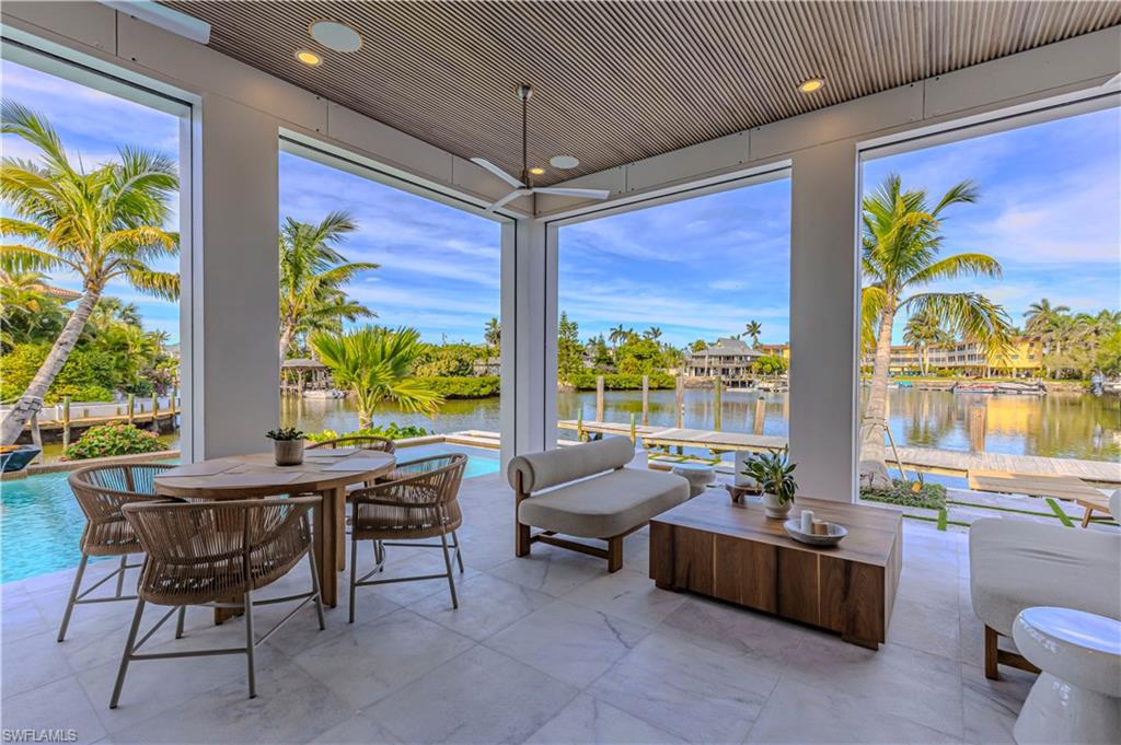 OYSTER BAY - Residential