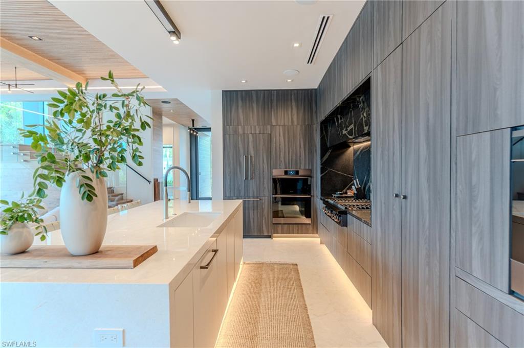 OYSTER BAY - Residential