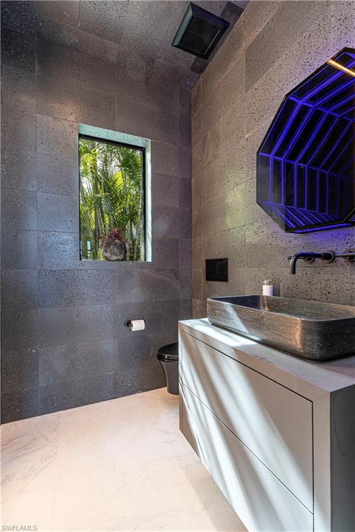 OYSTER BAY - Residential