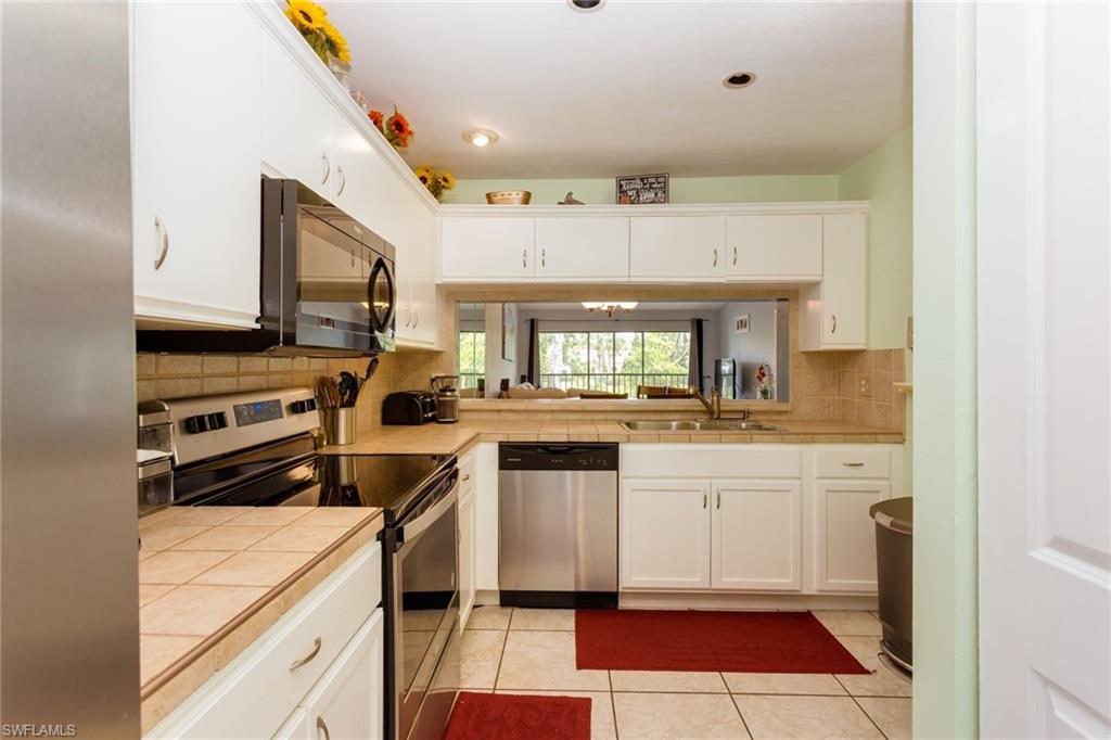 ABBEY AT BERKSHIRE VILLAGE - Residential