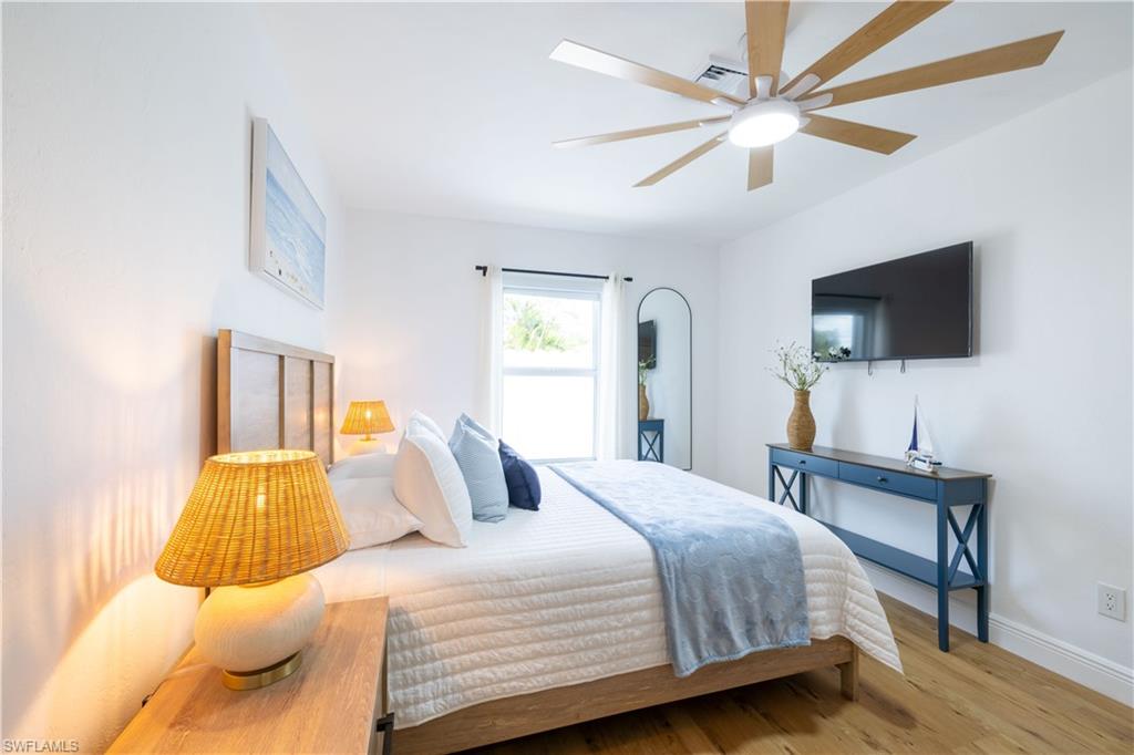 NAPLES PARK - Residential