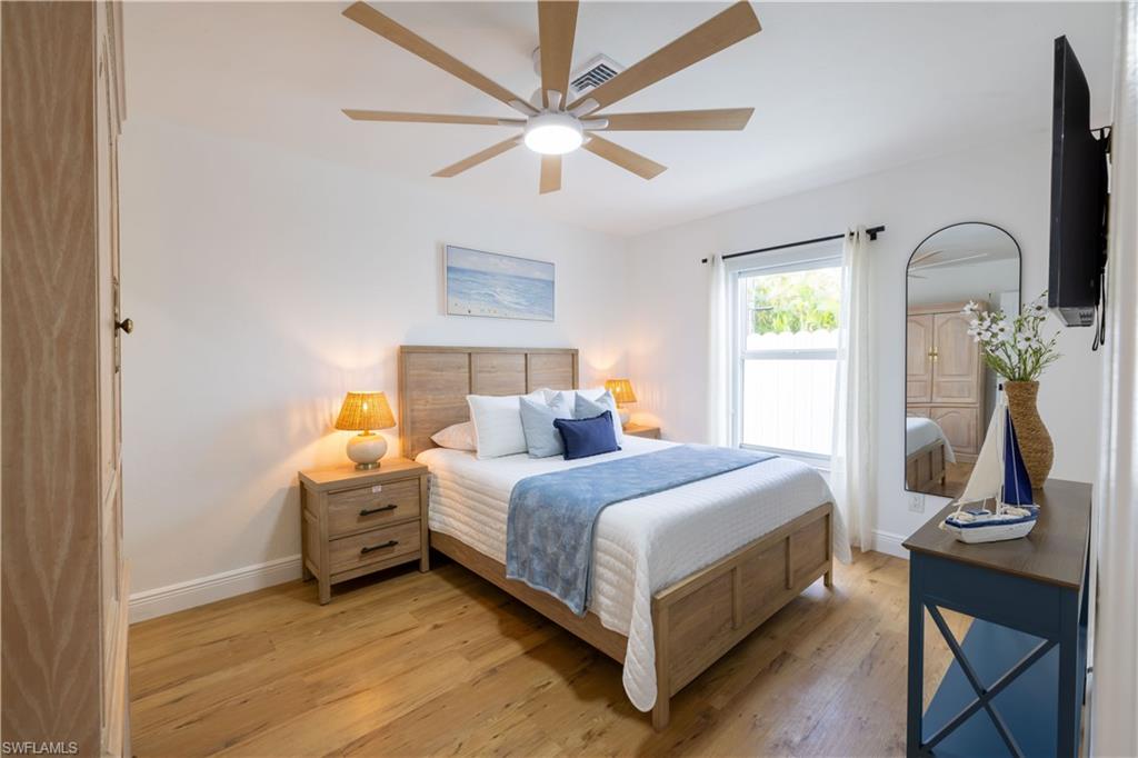 NAPLES PARK - Residential