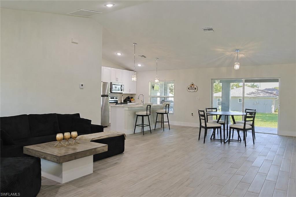 FORT MYERS SHORES - Residential