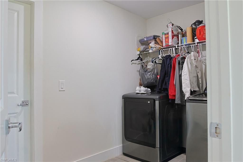 FORT MYERS SHORES - Residential