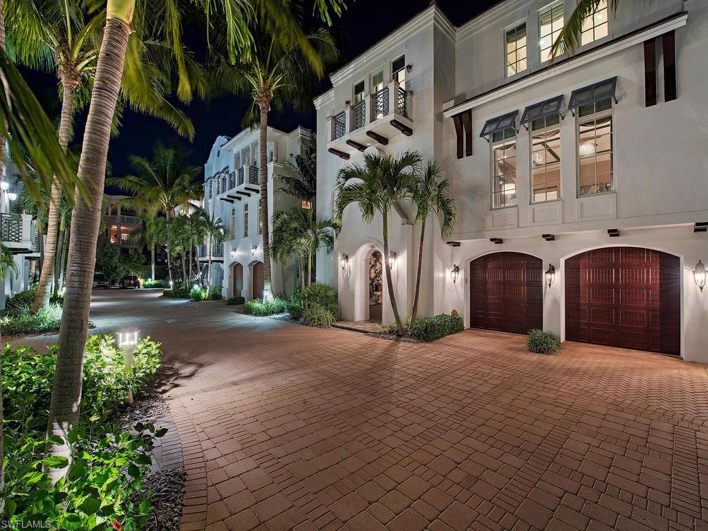 NAPLES CASAMORE - Residential