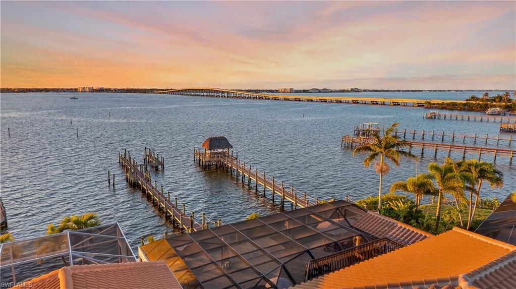 RIVERSIDE YACHT CLUB - Residential