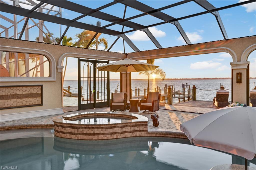 RIVERSIDE YACHT CLUB - Residential