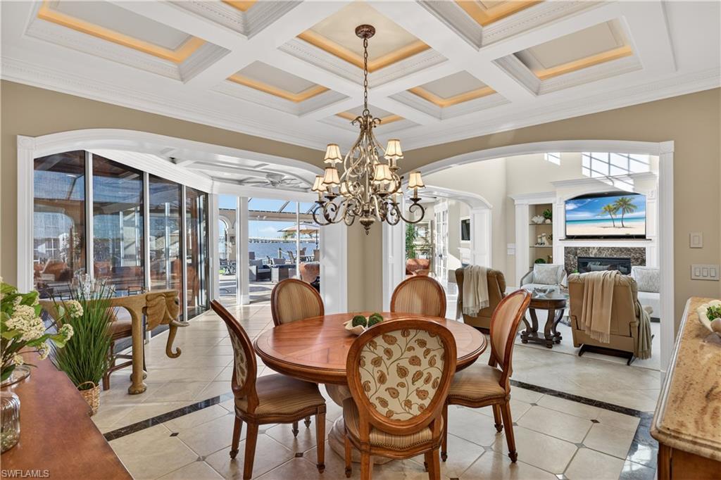 RIVERSIDE YACHT CLUB - Residential